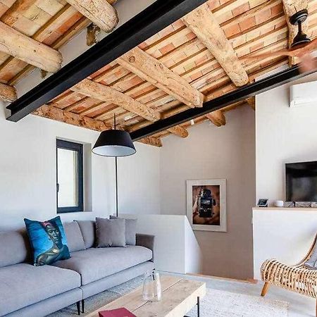 Velo Vern 3 Luxury Penthouse W Views Of City Wall Girona Bagian luar foto