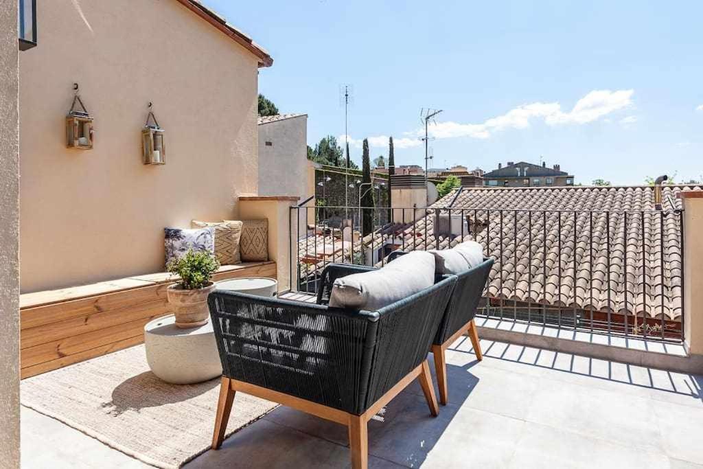 Velo Vern 3 Luxury Penthouse W Views Of City Wall Girona Bagian luar foto