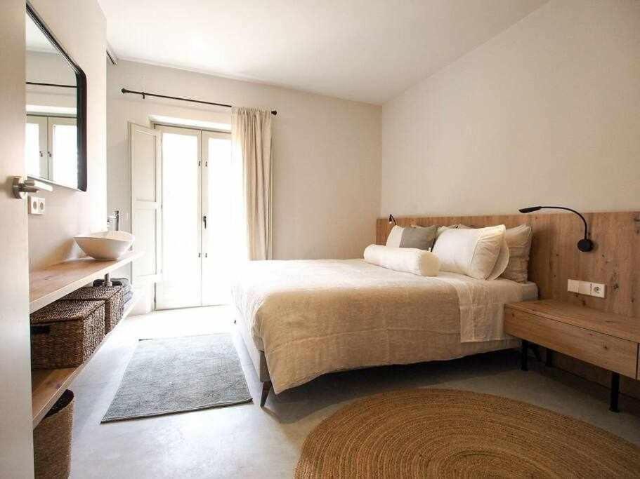 Velo Vern 3 Luxury Penthouse W Views Of City Wall Girona Bagian luar foto