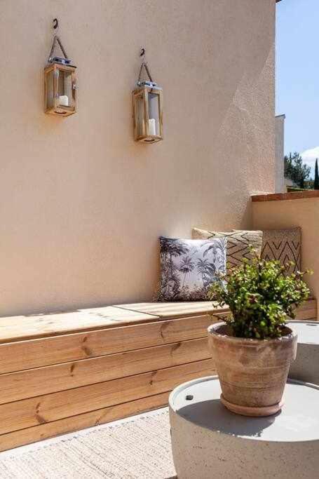 Velo Vern 3 Luxury Penthouse W Views Of City Wall Girona Bagian luar foto